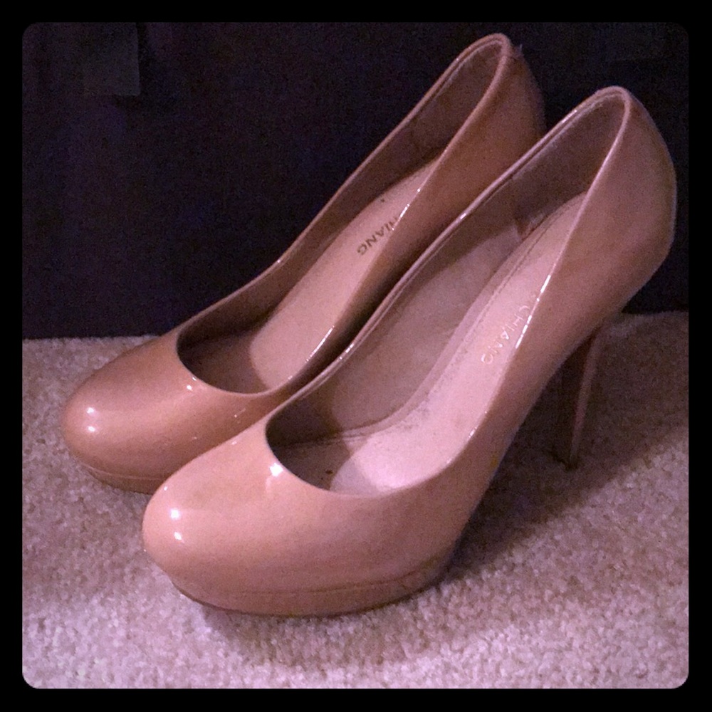 Nude platform heels
